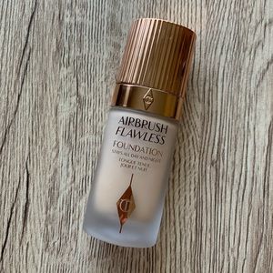 Charlotte Tilbury Airbrush Flawless Foundation Shade 1